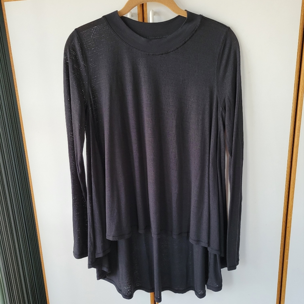 Lululemon Black Dare to Drape Tunic Ribbed Long Sleeve High Low Top S